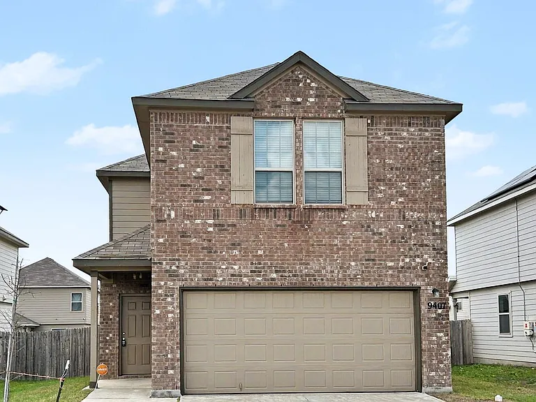 9407 Somers Bnd — Photo 2