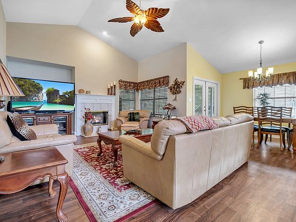 4th image of 1623 Berry Hill Ct