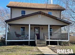 1706 12th St, Viola, IL 61486