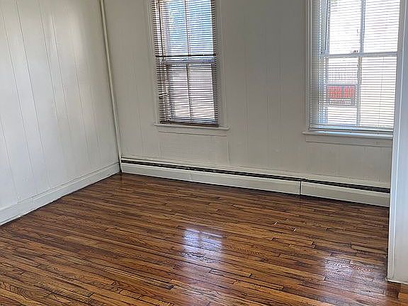 5th image of 301-303 State St