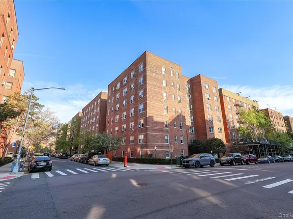 67-40 Booth St #4O, Forest Hills, NY 11375