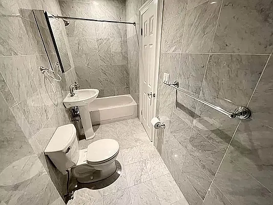 Rented by MOTION New York | media 5