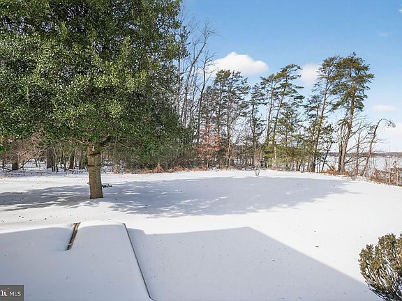 2nd image of 5480 Grinder Rd