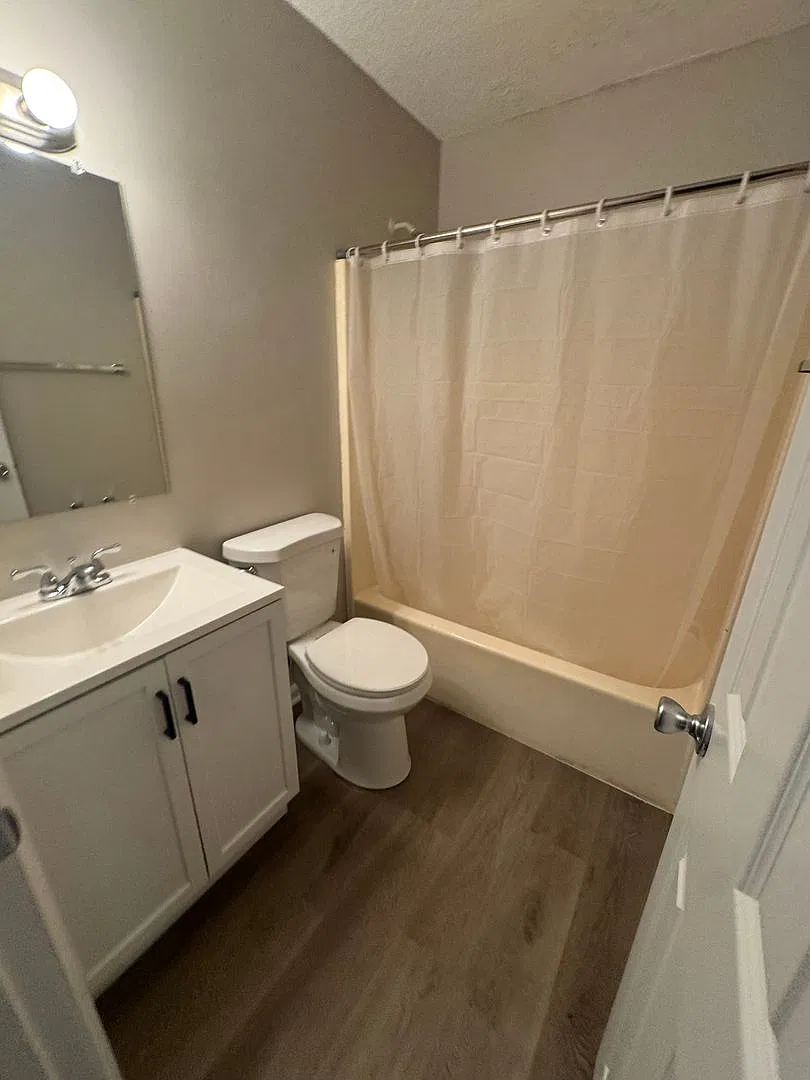 Raynor Street 622 — Photo 4