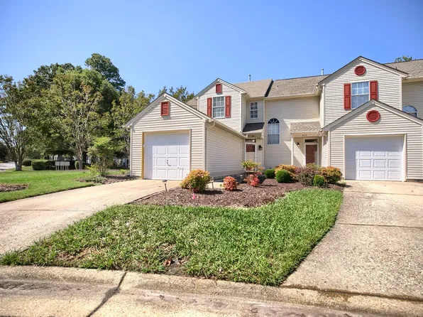 961 Water Oak Ct, Newport News, VA 23602