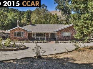 6882 Crow Canyon Rd, Castro Valley, CA 94552