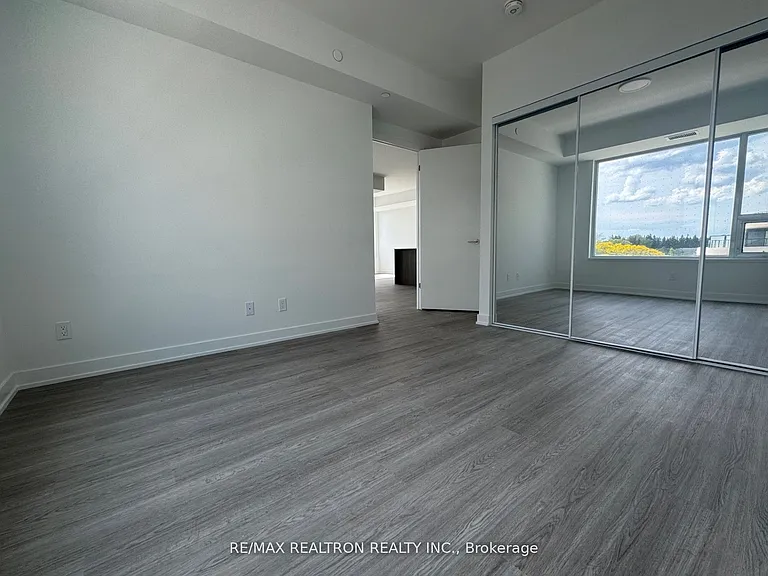 8188 Yonge St #405 — Photo 20