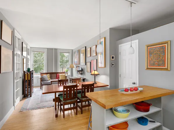 124 Thompson Street image 1 of 10