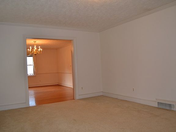 4th image of 4100 Westover Dr