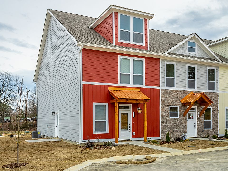 1901 Cypress Lane SE HD-32_02222023