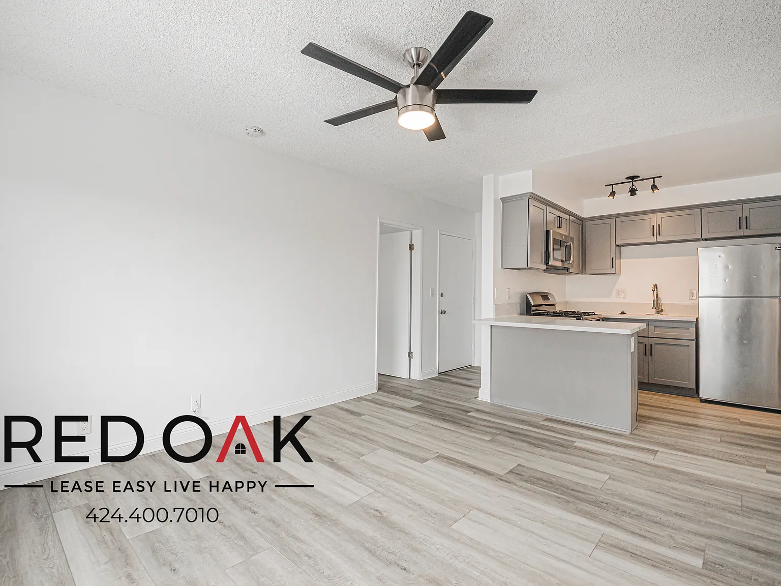 ~1 Month FREE~ Fabulous Two Bedroom with Breakfast Bar and Community Pool ~ In Downey! *Move-In S... — Photo 4