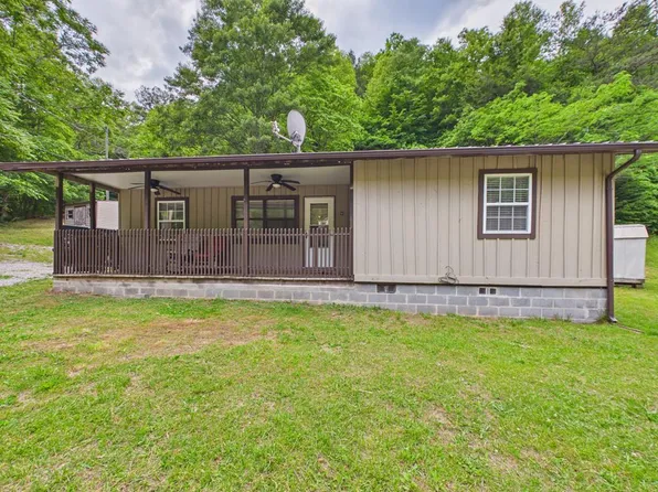 628 Harrison Newsome Br, Pikeville, KY 41501