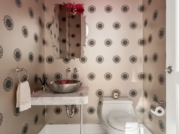 426 West 58th Street image 12 of 21