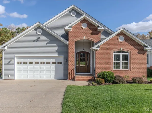 305 Kennon Pointe Dr, Colonial Heights, VA 23834