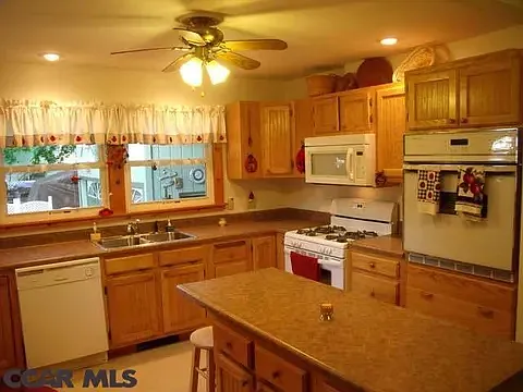 311 Front St — Photo 9
