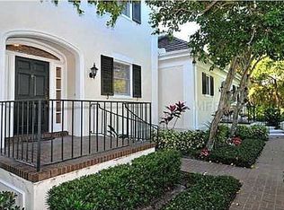 57 Bishopscourt Rd, Osprey, FL 34229