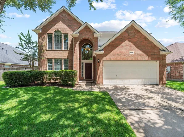 1242 Deerbrook Dr, Sugar Land, TX 77479
