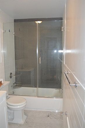 2nd image of 163 Smith St #1