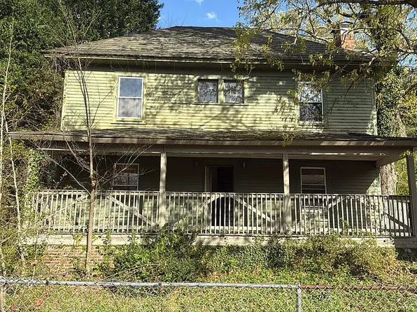 412 N Main St, Roxboro, NC 27573