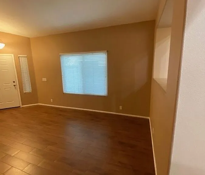8862 W Shaw Butte Dr — Photo 9