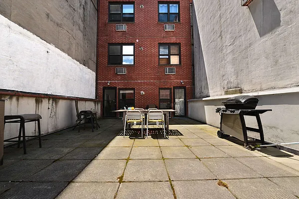 Rented by J Misrahi Realty Corp | media 18