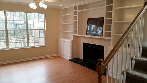 2nd image of 7018 Sage Ln