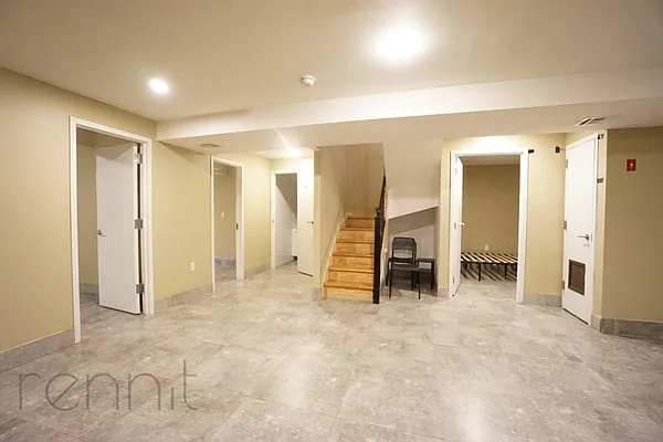 Rented by Rennit Inc. | media 24