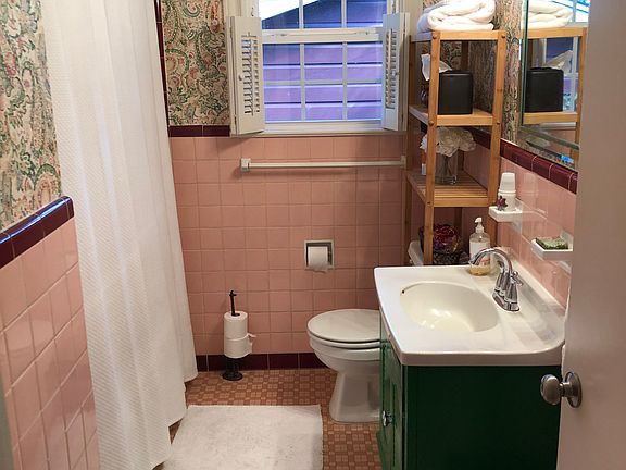 Retro hall bath. 
