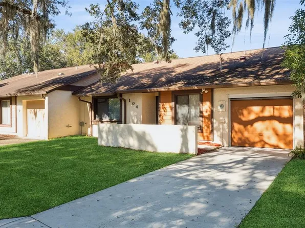 104 Red Cedar Dr, Sanford, FL 32773