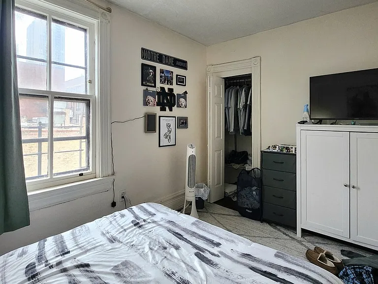 1539 N Wells St #4 — Photo 7