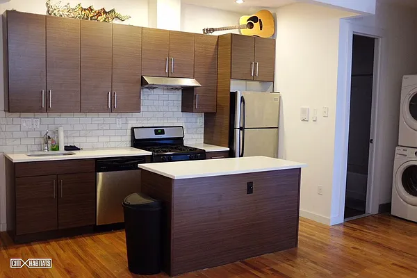 Rented by Citi Habitats | media 8