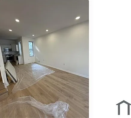 2712 N Judson St — Photo 3