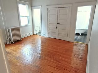 583 Lincoln Ave #3, Saint Paul, MN 55102