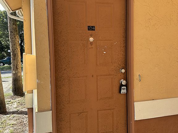 2nd image of 2541 NW 56th Ave Unit 1-4-19