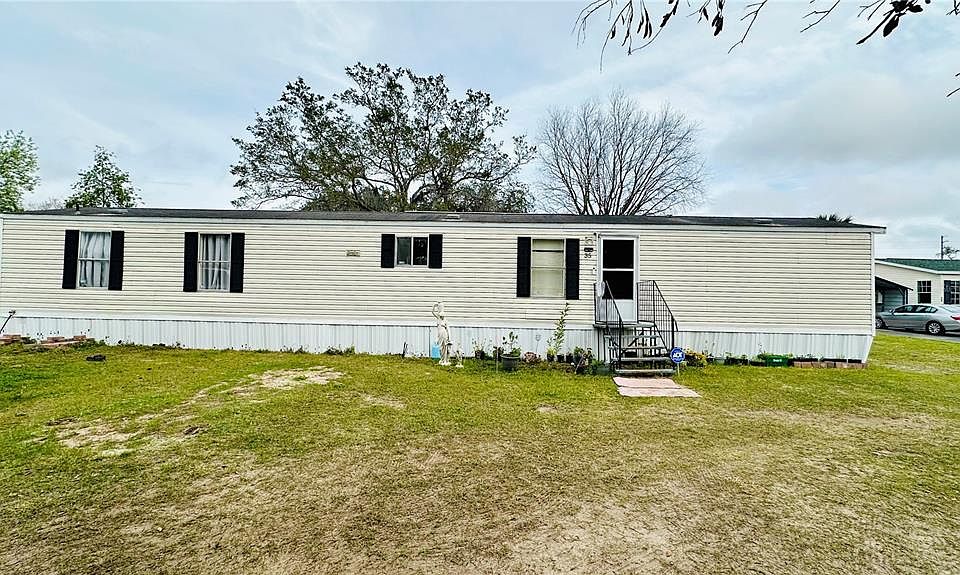 1st image of 35 LONE PINE COURT