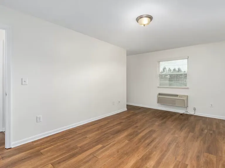 Autumn Chase Apartments — Photo 7