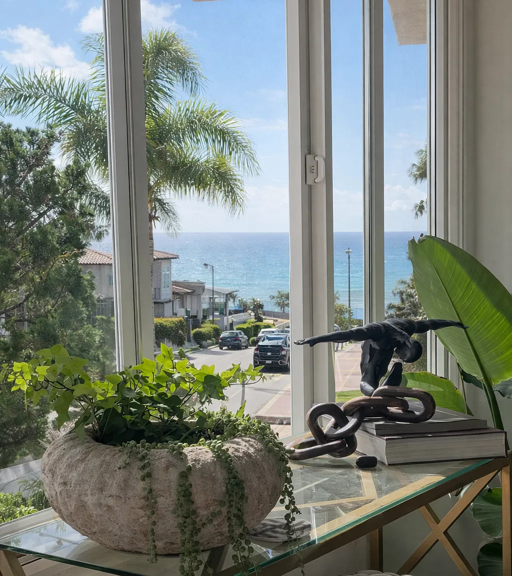 Palomar Ave, La Jolla — Photo 1