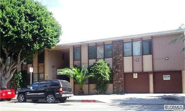 1st image of 640 Elm Ave APT 1