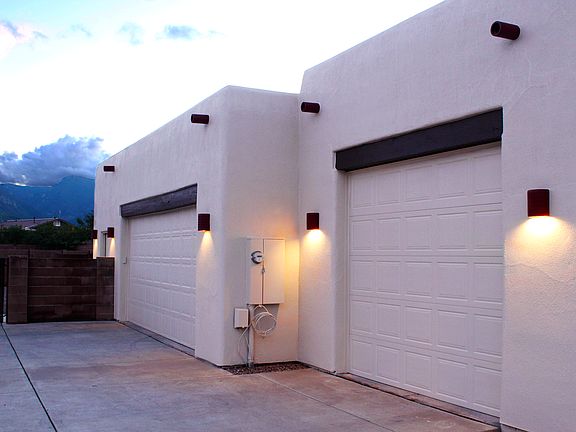 3.5 Car Garage