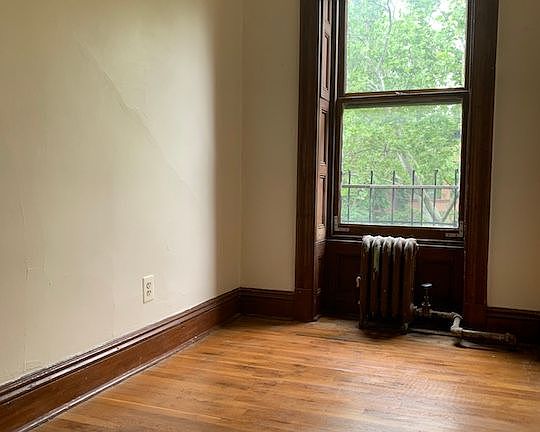 5th image of 244 Garfield Pl APT 8