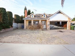 950 W Bloomwood Rd, San Pedro, CA 90731