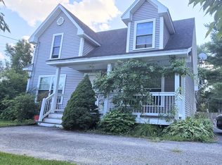 71 Grove St, Lewiston, ME 04240
