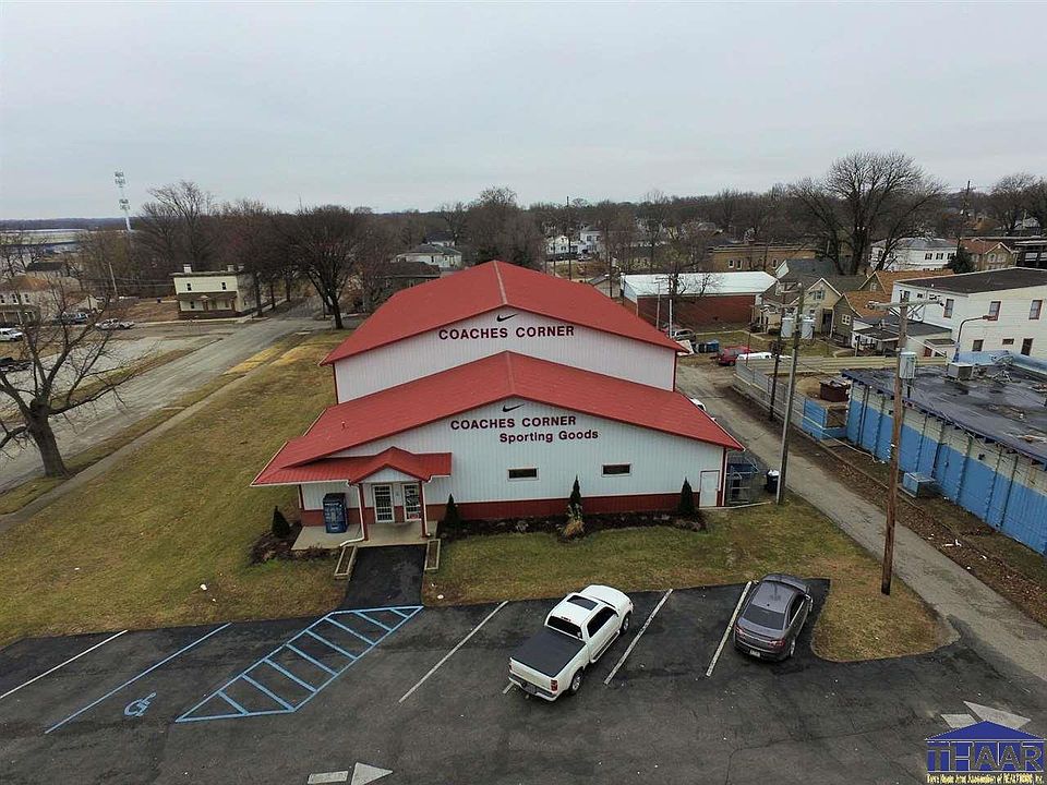 1st image of 750 Oak St