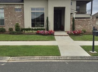 107 Mont De Marsan Dr, Lafayette, LA 70507