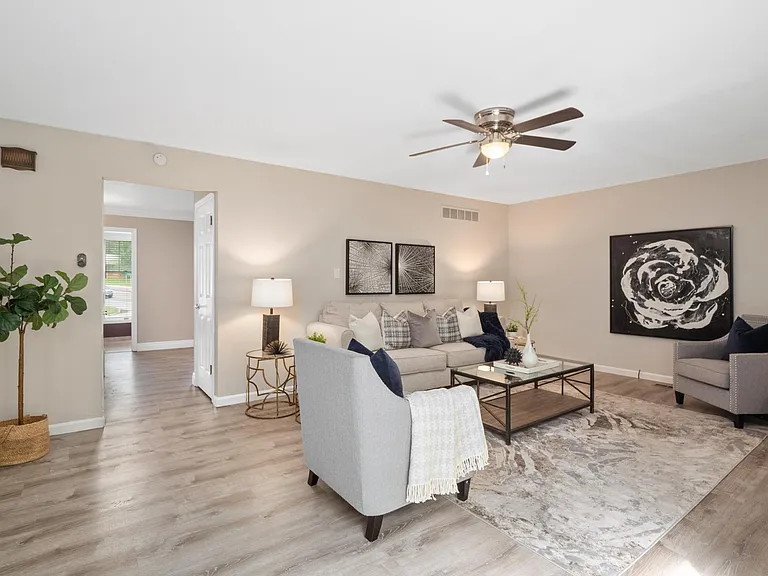 2122 Park Forest Dr — Photo 15