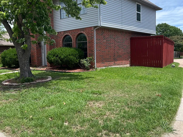 7836 Excaliber Rd — Photo 2