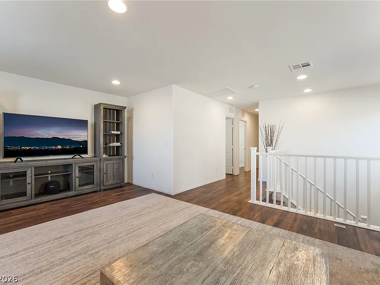 8749 Spanish Ridge Ave — Photo 11