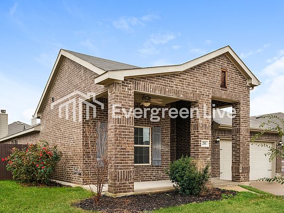 3rd image of 2501 Old Buck Dr