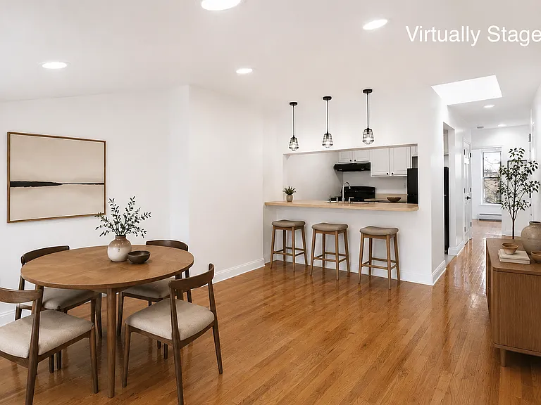629 Hancock St #3 — Photo 3