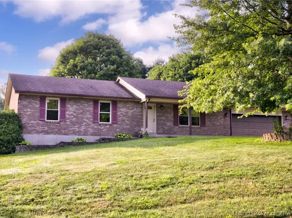 5526 Briarhill Drive, Floyds Knobs, IN 47119